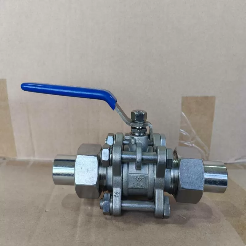 Three-piece 304 stainless steel /CF8 butt welded casing ball valve Q21F-16P-DN40 Pressure resistant PN16