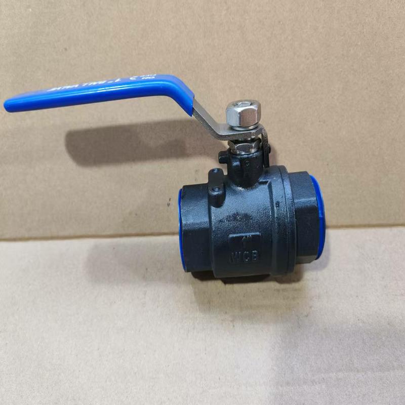 Q11F two-piece WCB carbon steel ball valve DN40 PT(ZG)/RC internal thread can bear up to 64 kg