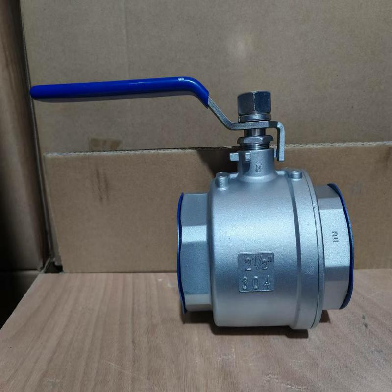 Q11F two-piece 304 stainless steel /CF8 ball valve DN100 PT(ZG)/RC internal thread suitable for Q11F-10P-DN100 up to 64 kg