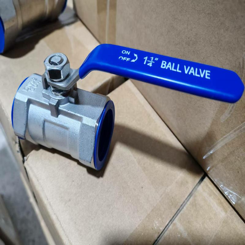 Q11F series one-piece 304 stainless steel /CF8 wire ball valve Q11F-16P-DN32 PT(ZG)/RC internal thread connection nominal pressure 16bar