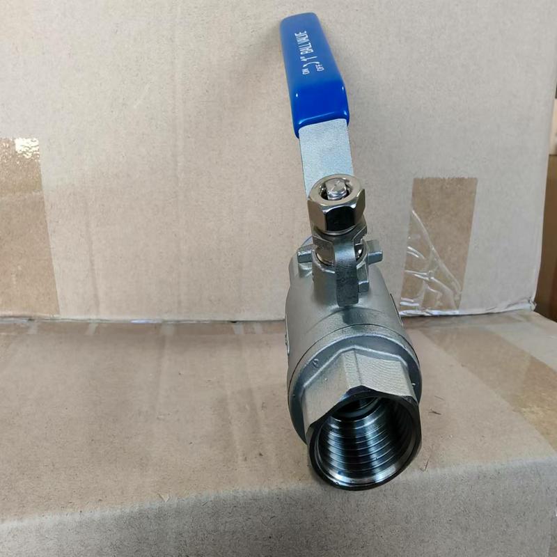 Q11F two-piece 304 stainless steel /CF8 ball valve DN20 PT(ZG)/RC internal thread for Q11F-10P-DN20 up to 64 kg