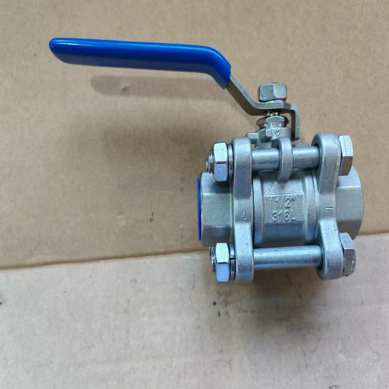 Q11F series three-piece 304 stainless steel /CF8 wire ball valve Q11F-16P-DN15 PT/ZG/RC internal thread interface nominal pressure 16bar