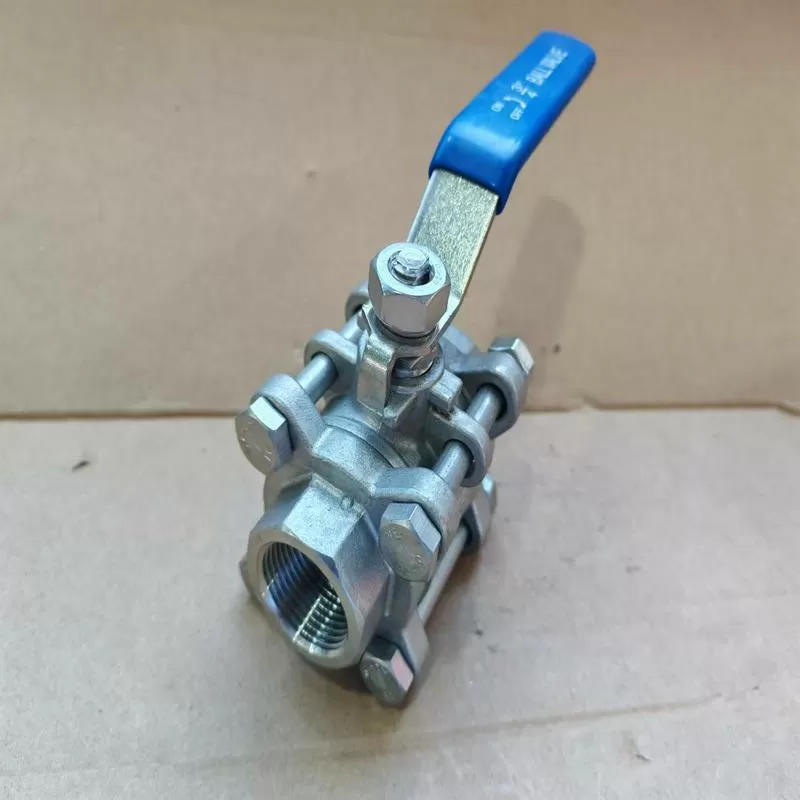 Q11F series three-piece 304 stainless steel /CF8 wire ball valve Q11F-16P-DN20 PT/ZG/RC internal thread interface nominal pressure 16bar